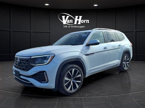 Used 2024 Volkswagen Atlas SEL Premium R-Line image 6