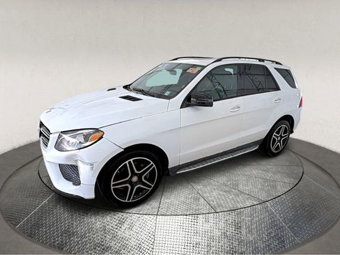Used 2017 Mercedes-Benz GLE 350 4MATIC w/ Premium 1 Package image 3