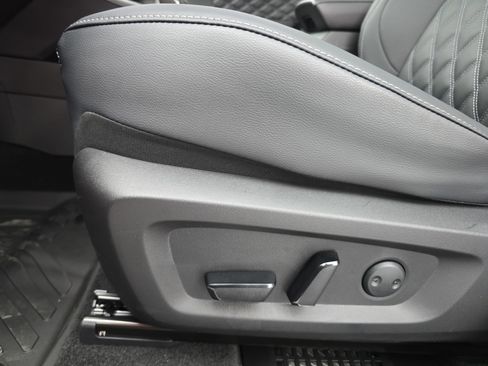New 2026 Nissan Rogue Platinum AWD/4WD image 29
