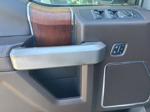 Used 2015 Ford F150 King Ranch w/ Equipment Group 601A Luxury image 7