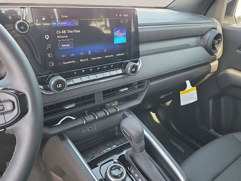 Used 2026 Chevrolet Colorado Trail Boss AWD/4WD image 20
