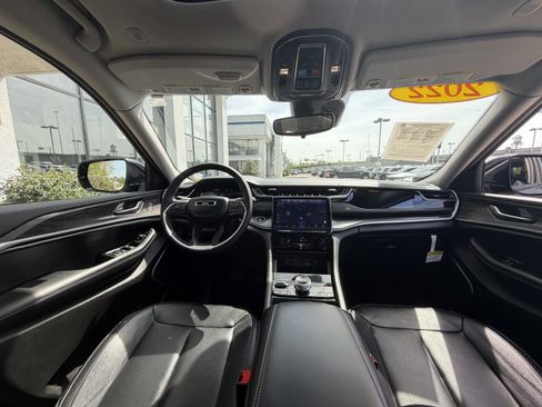 Used 2022 Jeep Grand Cherokee Limited 4xe AWD/4WD image 31