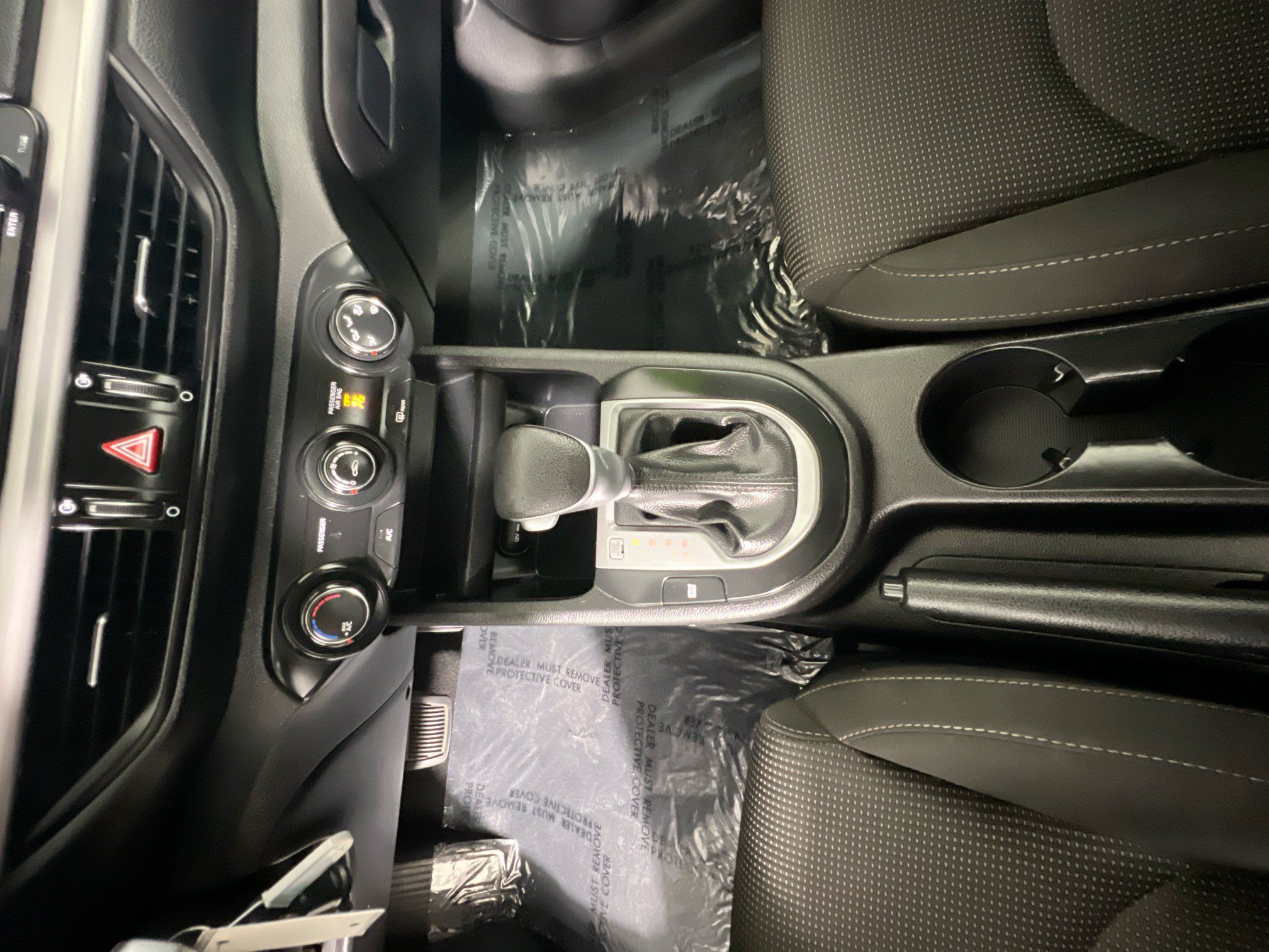 Used 2020 Kia Forte LXS FWD image 23
