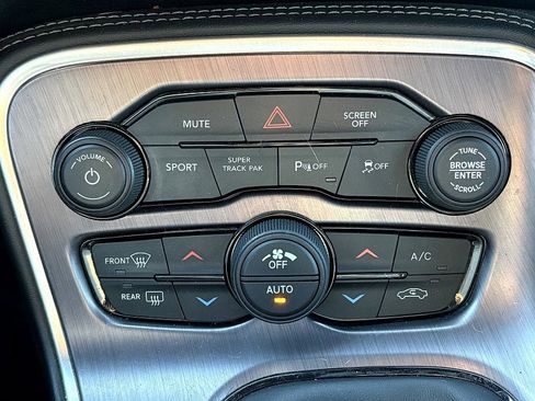 Used 2018 Dodge Challenger R/T Scat Pack image 22