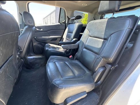 Used 2017 GMC Acadia SLT FWD image 10