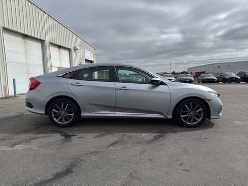 Used 2019 Honda Civic EX image 8