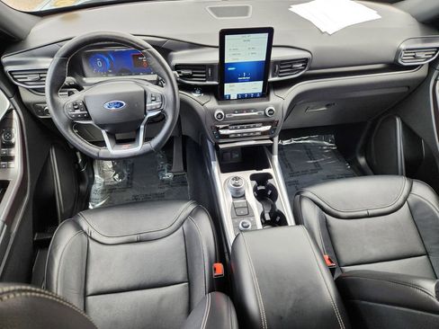 Used 2020 Ford Explorer ST w/ Premium Technology Package AWD/4WD image 25