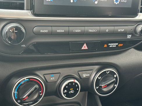 New 2026 Hyundai Venue SE FWD image 20