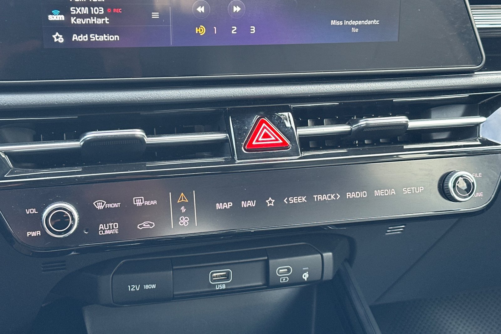 Certified 2026 Kia Niro EX FWD image 22