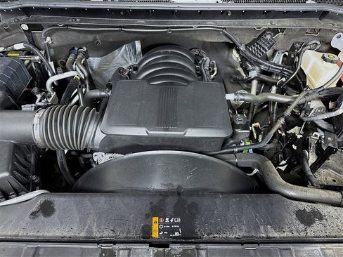 Used 2025 Chevrolet Silverado 2500 LTZ w/ LTZ Convenience Package image 31