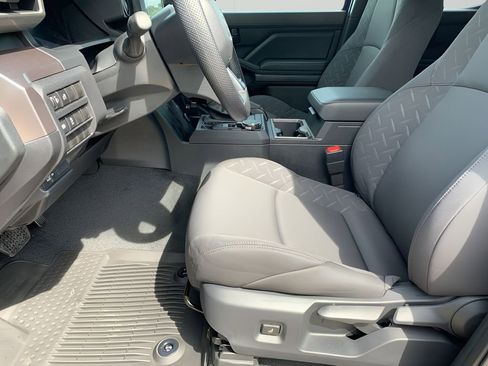 Used 2025 Toyota Tacoma SR5 image 45