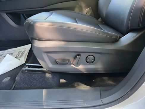 Used 2025 Nissan Murano SL AWD/4WD image 18