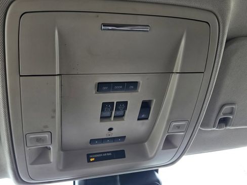 Used 2016 Chevrolet Silverado 1500 High Country w/ High Country Premium Package image 28