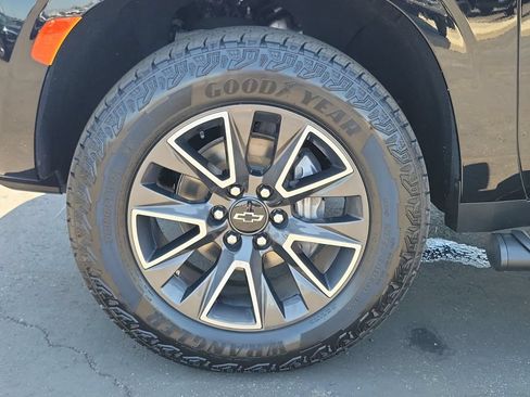 Used 2023 Chevrolet Tahoe Z71 AWD/4WD image 34