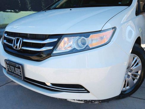 Used 2016 Honda Odyssey LX image 7