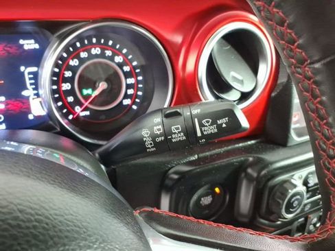 Used 2021 Jeep Wrangler Unlimited Rubicon AWD/4WD image 25