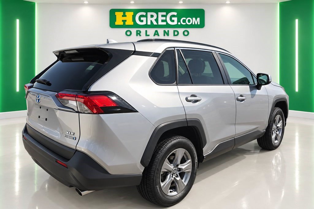 Used 2022 Toyota RAV4 XLE w/ Convenience Package AWD/4WD image 6