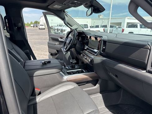 Certified 2023 GMC Sierra 1500 SLT w/ SLT Premium Package AWD/4WD image 35