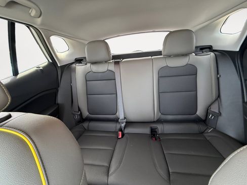 New 2026 Chevrolet Trax ACTIV w/ Driver Confidence Package FWD image 13