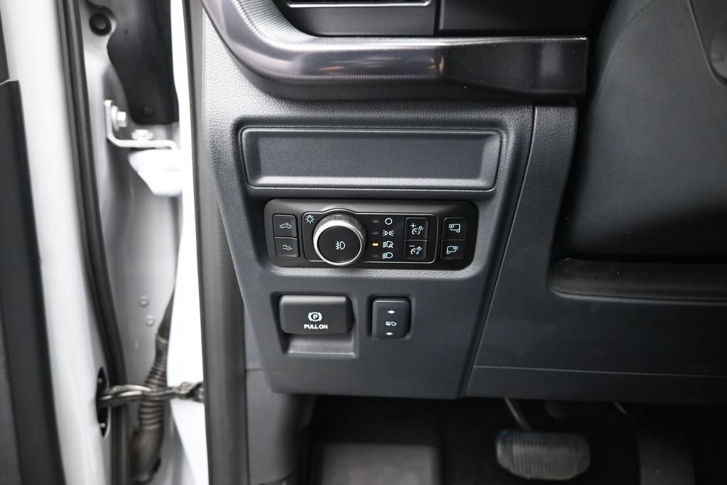 Used 2025 Ford F150 Raptor w/ Equipment Group 803A Raptor R AWD/4WD image 14