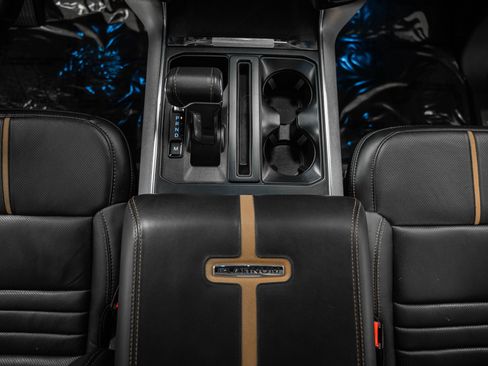 Certified 2022 Ford F150 Platinum w/ FX4 Off-Road Package image 31