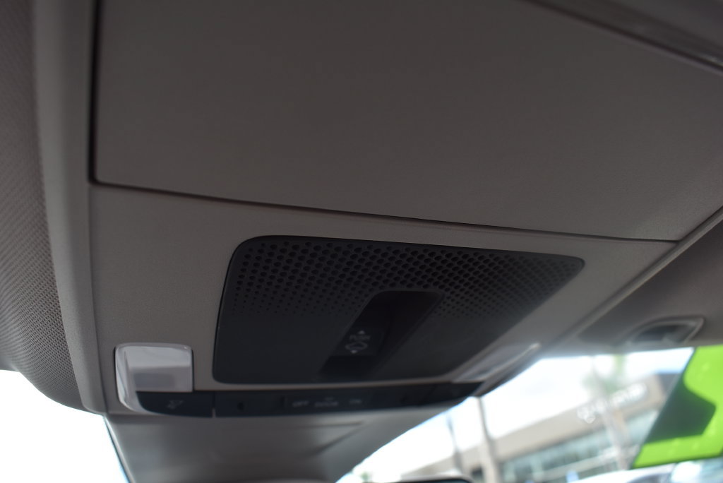 Used 2022 Honda Civic Touring image 32