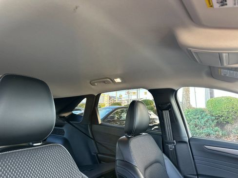 Used 2024 Ford Escape SE image 17