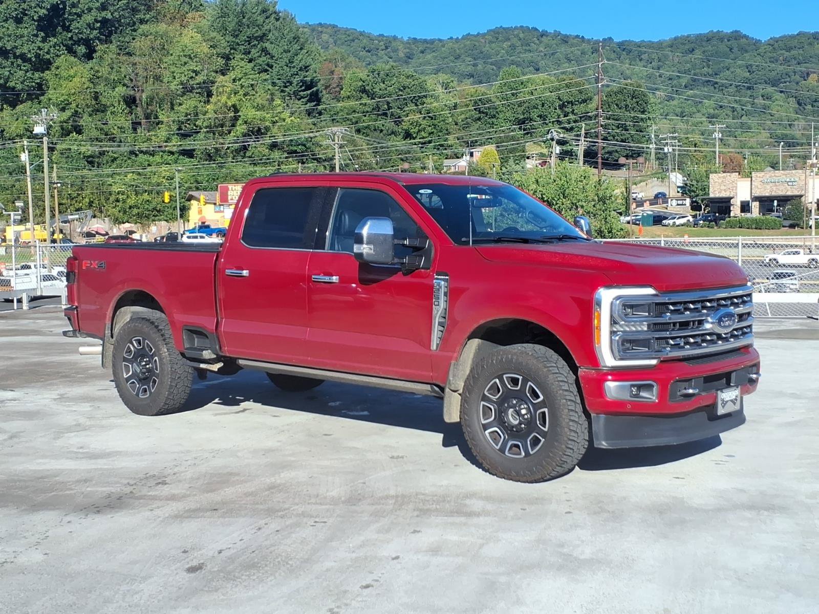 Used 2023 Ford F250 Platinum w/ FX4 Off-Road Package AWD/4WD image 1