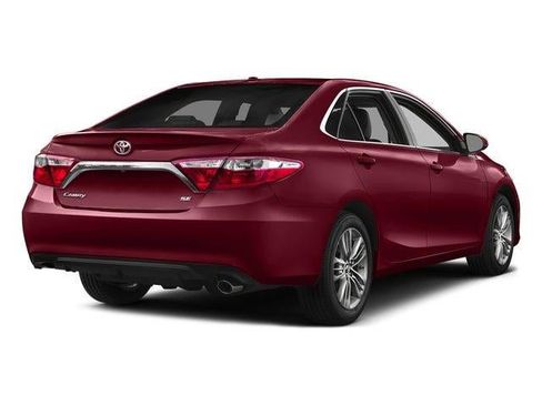 Used 2017 Toyota Camry XSE w/ Moonroof Package FWD image 3