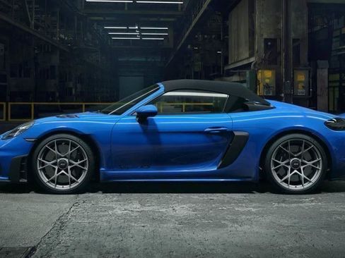Certified 2024 Porsche 718 Boxster Spyder RS w/ Light Design Package image 90