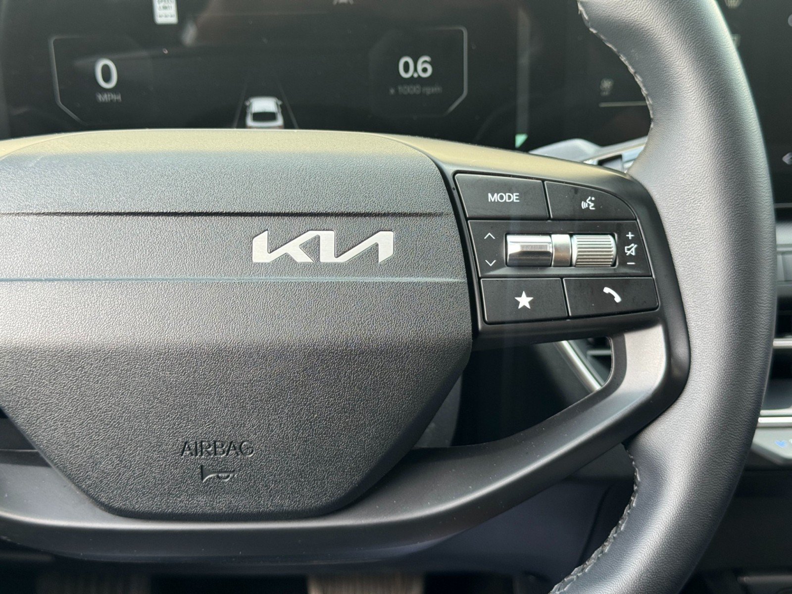 Used 2025 Kia K4 EX FWD image 18