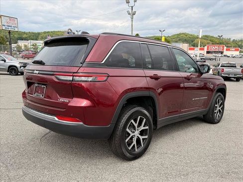 Used 2025 Jeep Grand Cherokee Limited AWD/4WD image 9