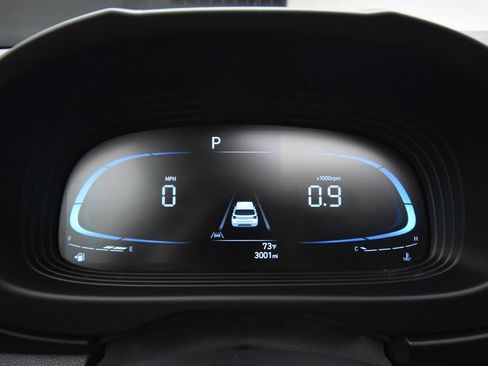 Used 2026 Hyundai Venue SEL FWD image 23