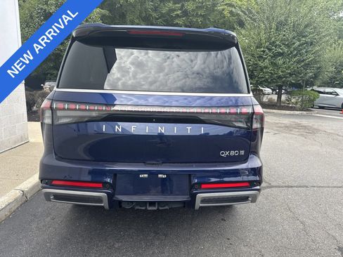 Used 2025 INFINITI QX80 Luxe AWD/4WD image 3