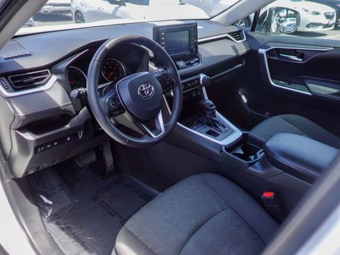 Used 2021 Toyota RAV4 XLE w/ XLE Grade Weather Package AWD/4WD image 12