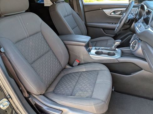 Used 2022 Chevrolet Blazer LT FWD image 27