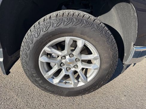 Used 2023 Chevrolet Silverado 1500 LT image 6