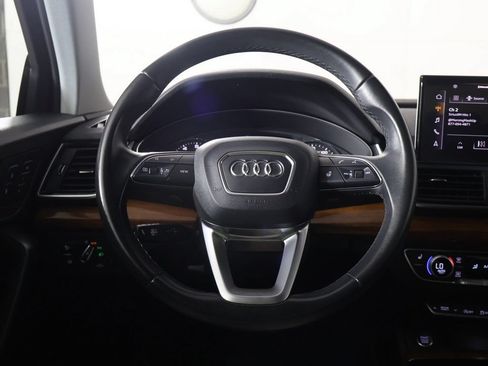 Used 2023 Audi Q5 2.0T Premium w/ Convenience Package AWD/4WD image 37
