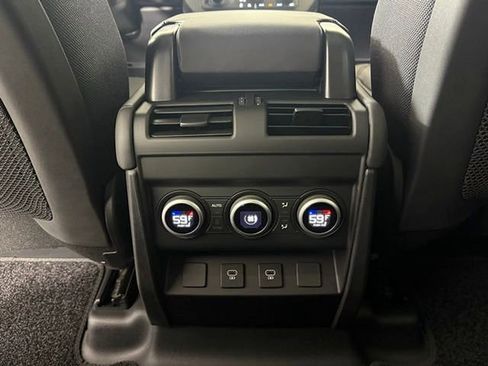 New 2025 Land Rover Defender 110 V8 image 24