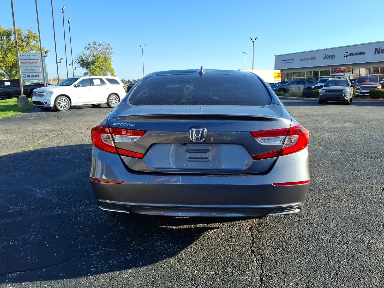 Used 2018 Honda Accord EX-L image 6