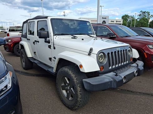 Used 2013 Jeep Wrangler Unlimited Sport AWD/4WD image 4