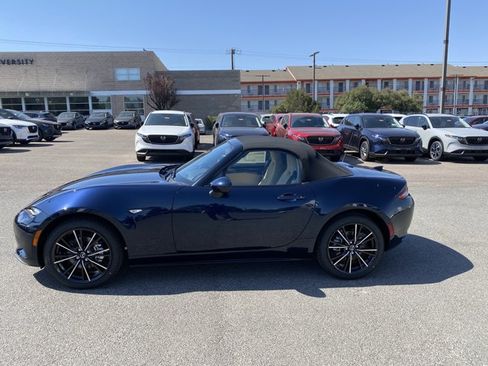 New 2026 MAZDA MX-5 Miata Grand Touring w/ Weather Package RWD image 39