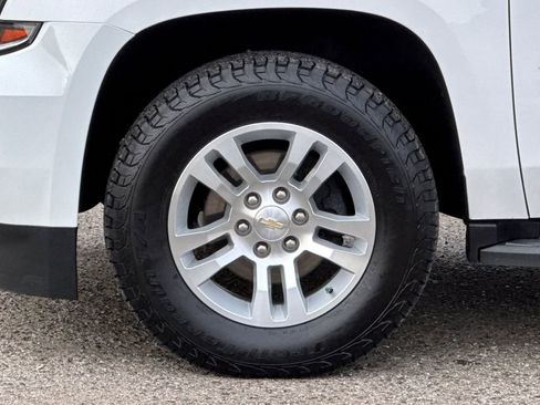 Used 2020 Chevrolet Tahoe LT w/ Luxury Package AWD/4WD image 35
