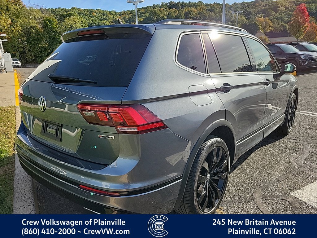 Certified 2021 Volkswagen Tiguan SE R-Line w/ 3rd Row Seat Package AWD/4WD image 3