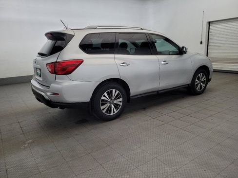 Used 2017 Nissan Pathfinder S AWD/4WD image 10