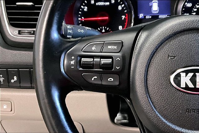 Used 2019 Kia Sedona EX FWD image 11