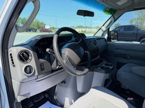 Used 2013 Ford E-150 and Econoline 150 w/ Commercial Cargo Van Pkg image 10