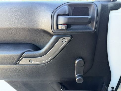 Used 2014 Jeep Wrangler Sport image 22