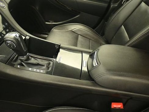 Used 2018 Ford Taurus Limited FWD image 24