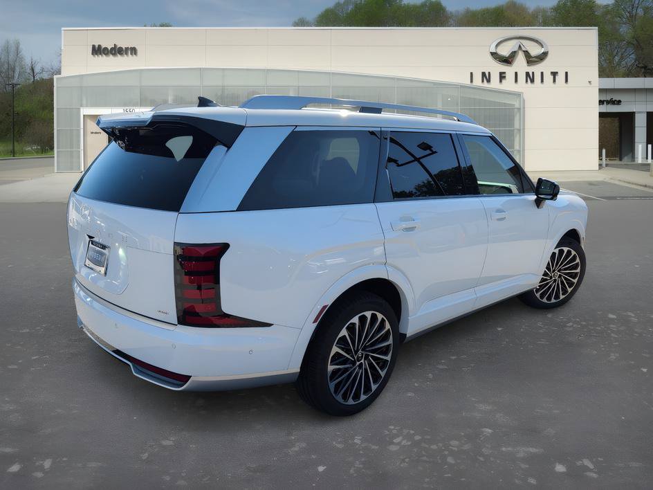 Used 2026 Hyundai Palisade Calligraphy AWD/4WD image 4